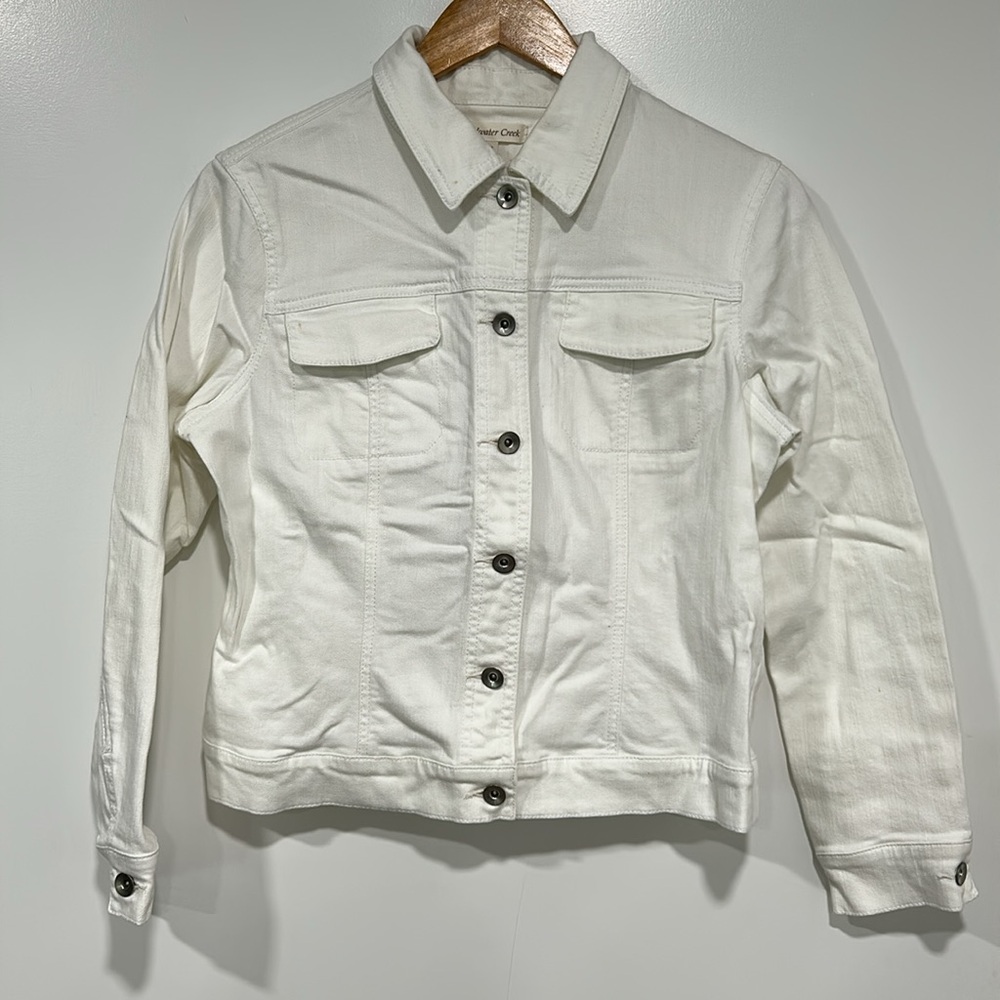 COLDWATER CREEK - FLORIDA Embroidered White Denim Jean Jacket w/Stretch - Picture 3 of 10